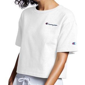Cropped champion t shirt